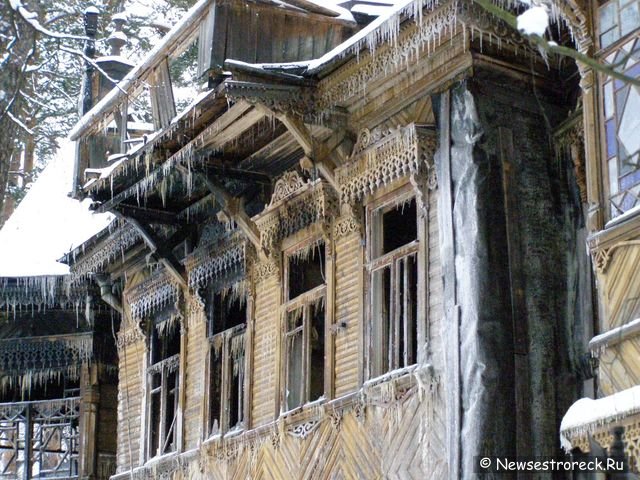 Сгоревший дом по адресу ул.Андреева,3 - памятник архитектуры.