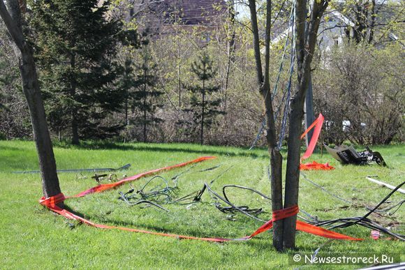 Не поделили перекресток, зато столб рассудил спор