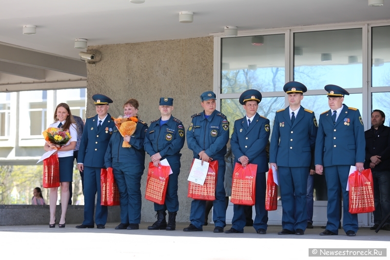 В Сестрорецке прошли мероприятия, посвященные 365-летию пожарной охраны России