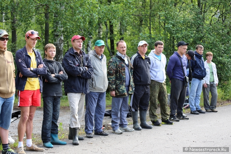 В Сестрорецке прошел фестиваль по спортивному рыболовству «Лещ 2014»