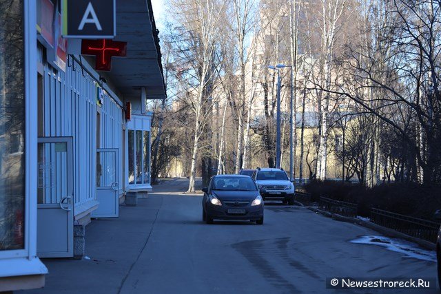 У магазина "Сезон" открыли проезд для авто У магазина "Сезон" открыли проезд для авто