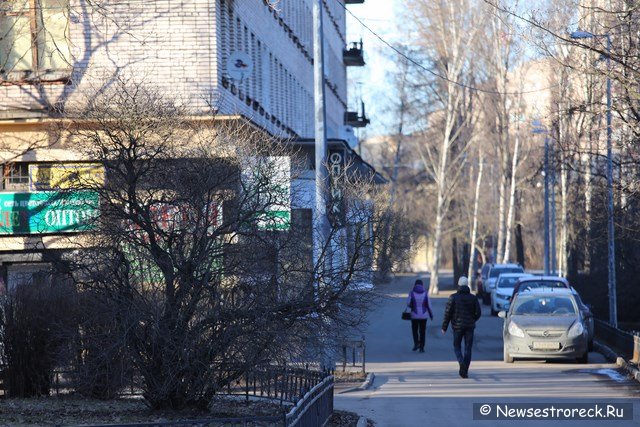 У магазина "Сезон" открыли проезд для авто У магазина "Сезон" открыли проезд для авто