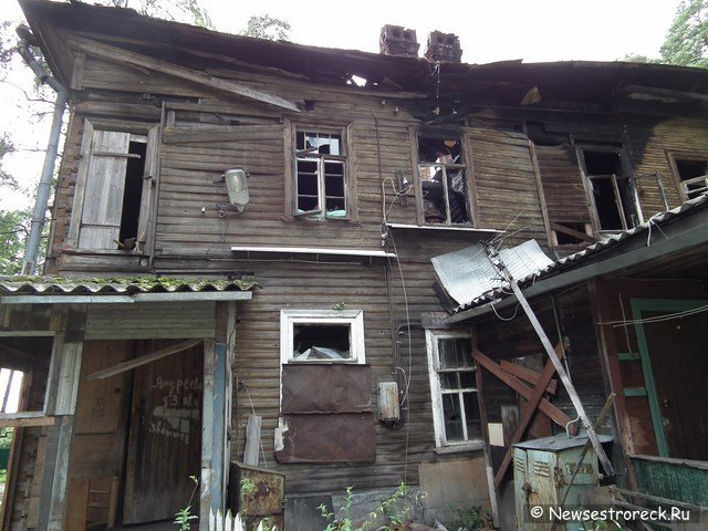 В доме на ул.Андреева д.3 нашли труп повешенного мужчины